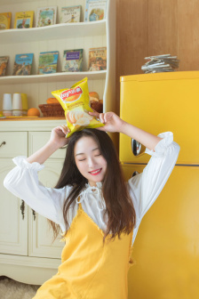 女朋友的丰满吗米